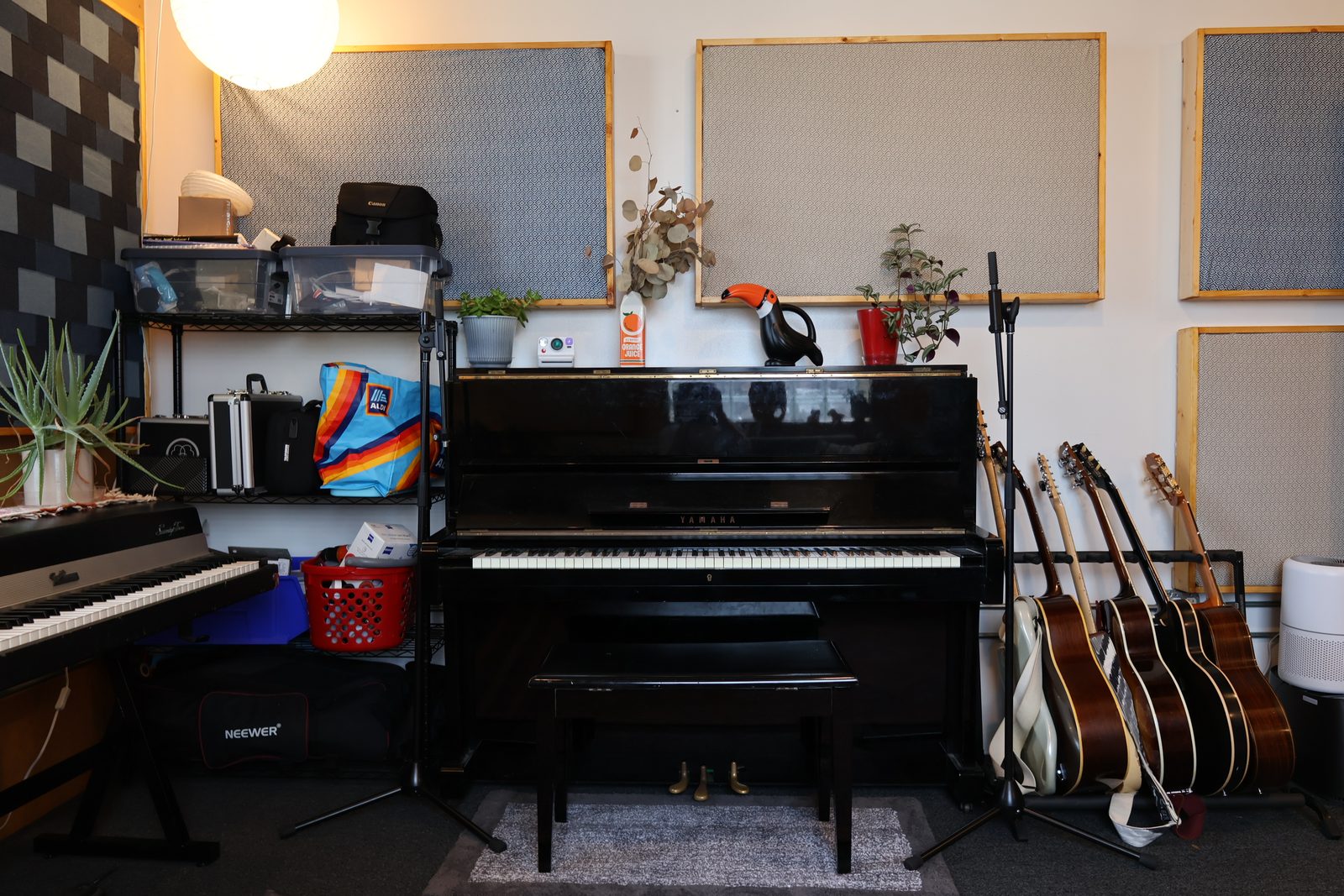 Piano & guitars